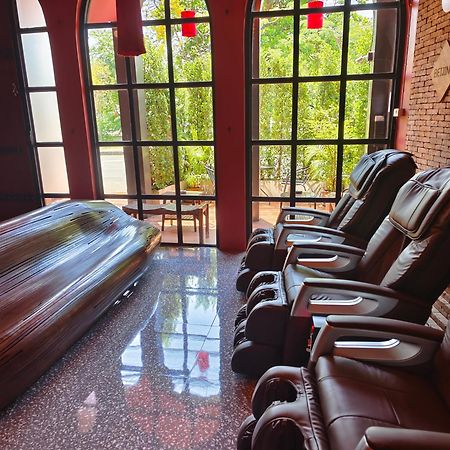 The Guest Arak Boutique Hotel Chiang Mai Exterior foto